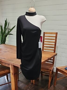 Vince Camuto Black Choker Style  Symetrical One-Shoulder Sheath Dress. Sz 10 Nwt